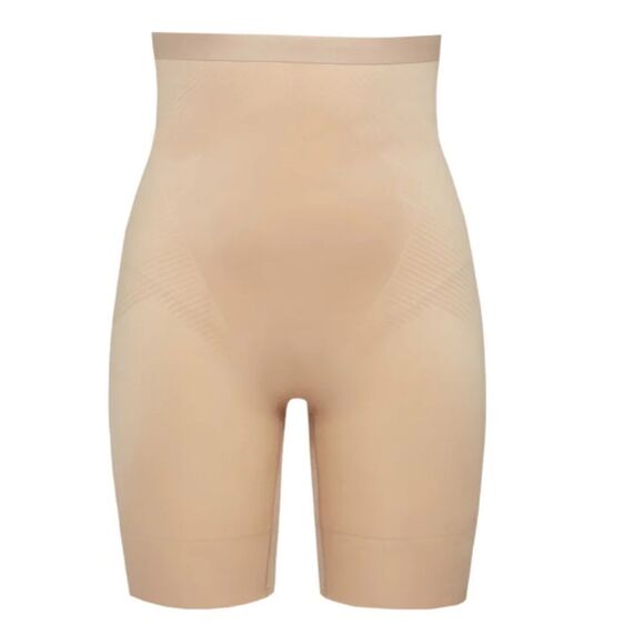 SPANX Thinstincts 2.0 high rise , mid thigh shaper!  NEW - Picture 1 of 6